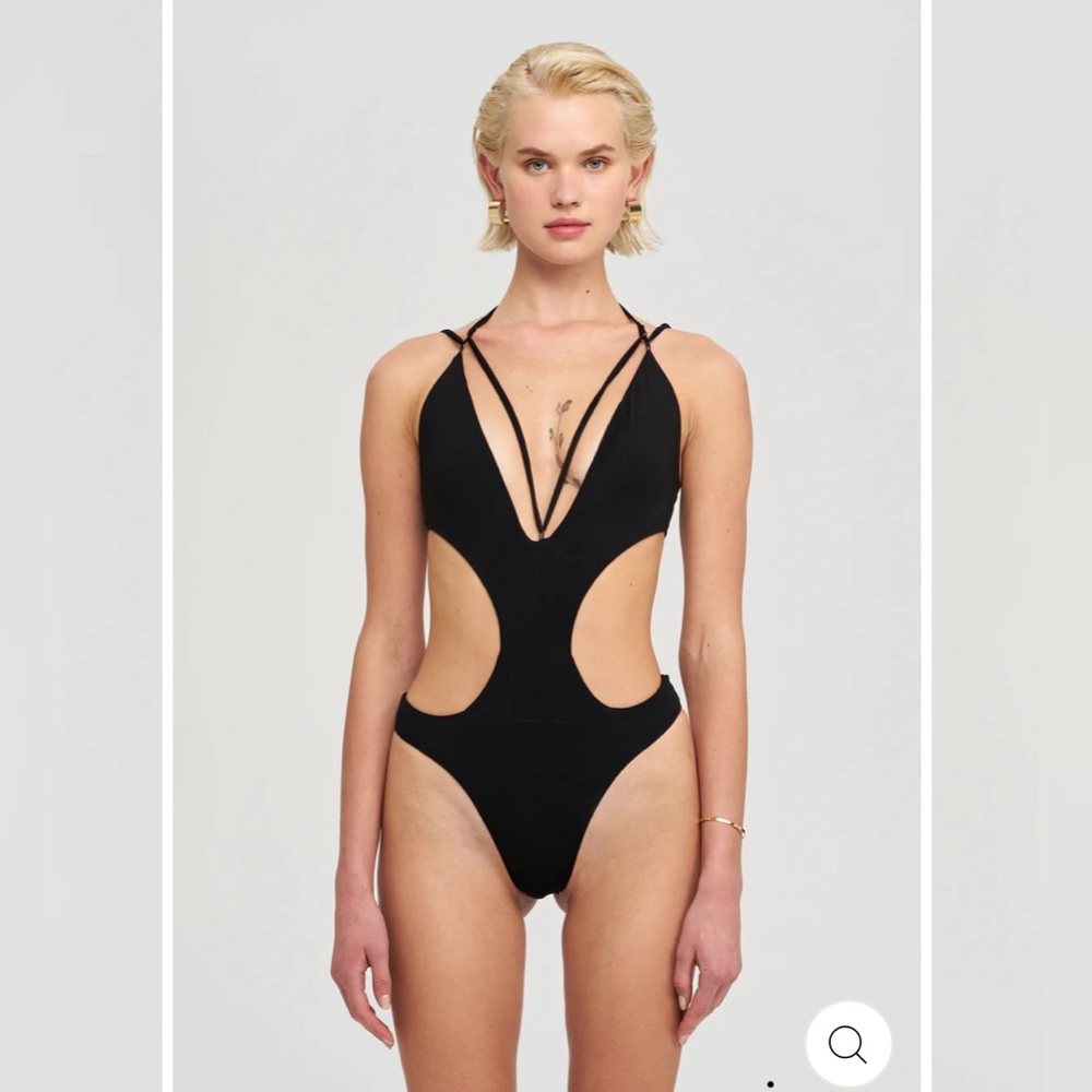NWT IAMNOTBASIC Alicia bodysuit